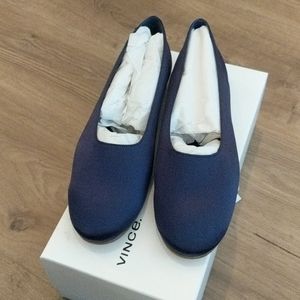 Vince Maxwell 2 Flats Navy